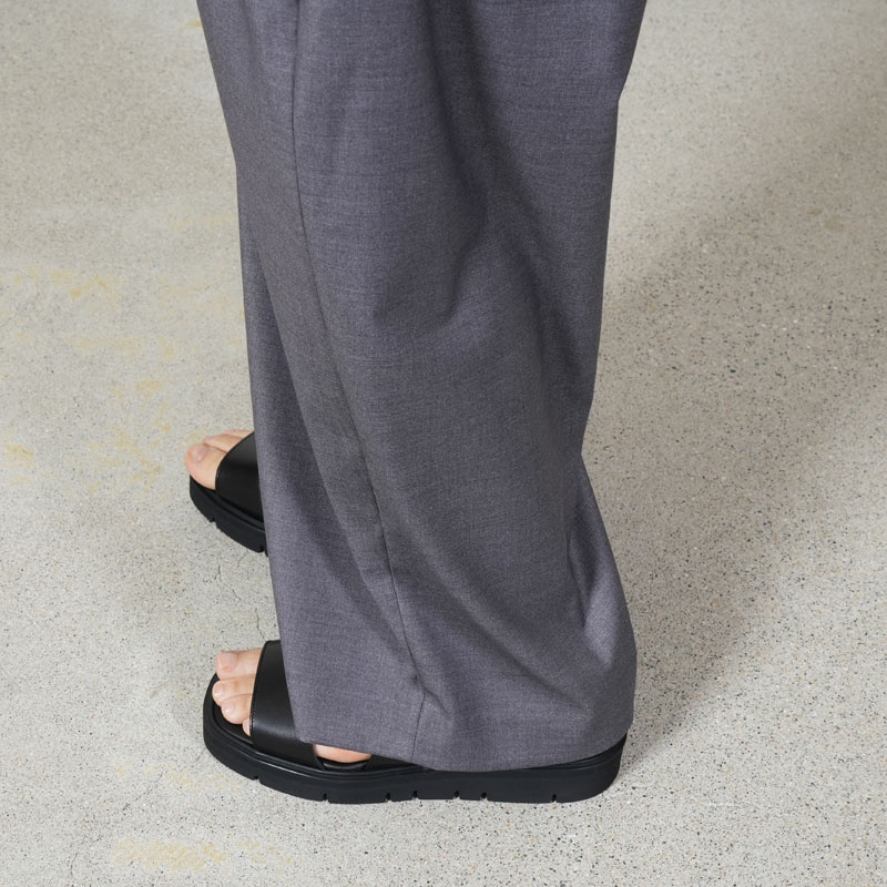 BEAUTIFUL SHOES(�ӥ塼�ƥ��ե륷�塼��) ONE-STRAP SANDALS