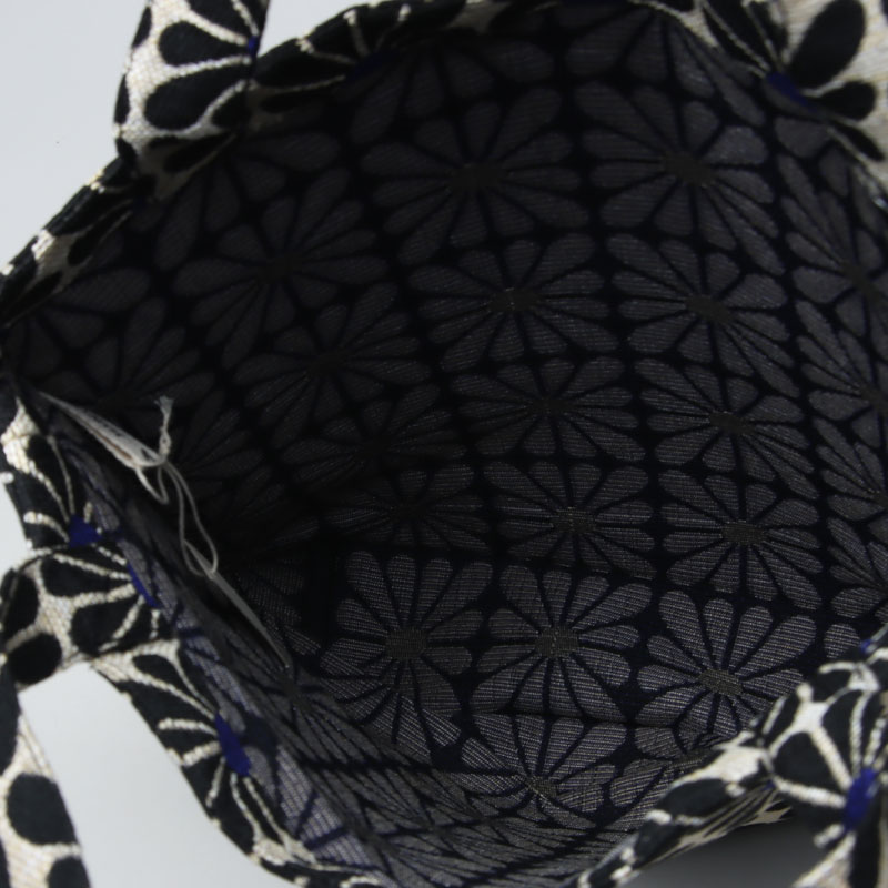 BINDU(�ӥ�ɥ���) Cup Flower Jacquard Reverse Tote