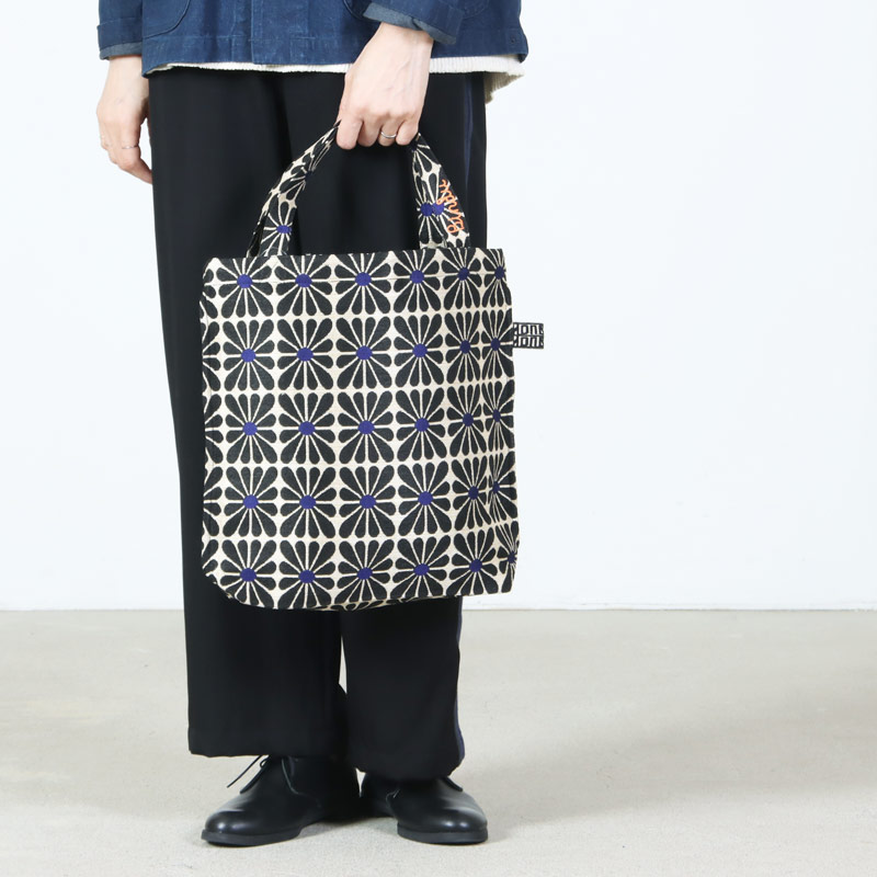 BINDU(�ӥ�ɥ���) Cup Flower Jacquard Reverse Tote
