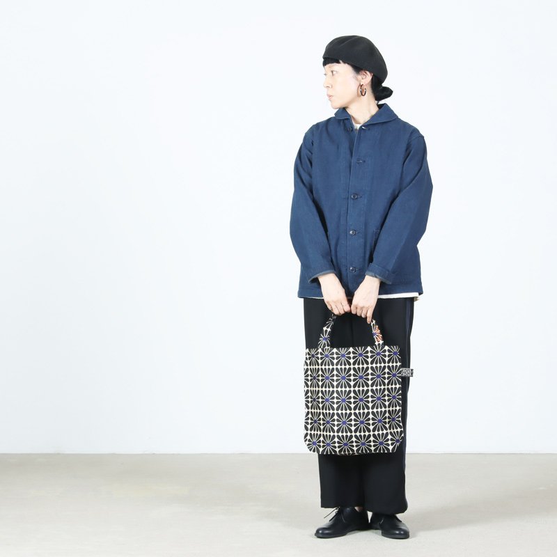 BINDU(�ӥ�ɥ���) Cup Flower Jacquard Reverse Tote