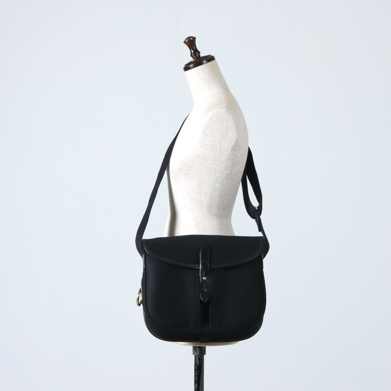 Brady(�֥�ǥ�) STOUR ���������Хå�