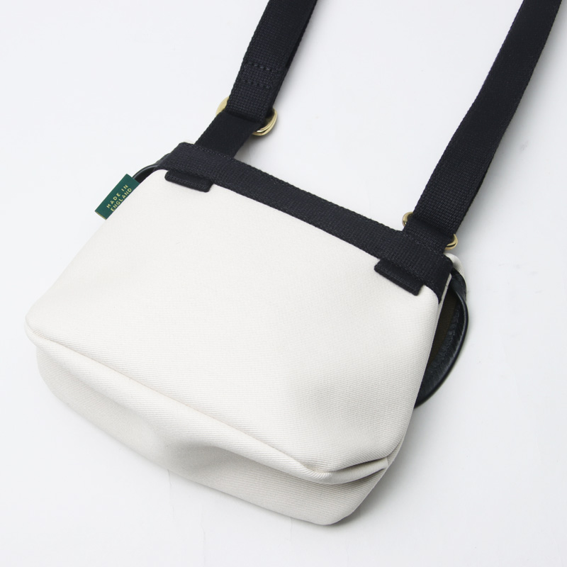 Brady(�֥�ǥ�) AVON MINI ���������Хå�