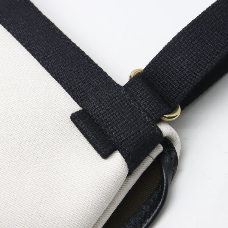 Brady(�֥�ǥ�) AVON MINI ���������Хå�