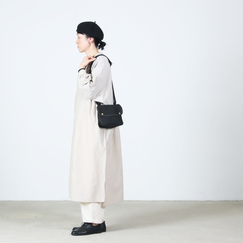 Brady(�֥�ǥ�) AVON MINI ���������Хå�