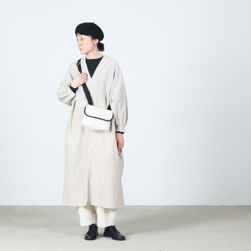 Brady(�֥�ǥ�) AVON MINI ���������Хå�