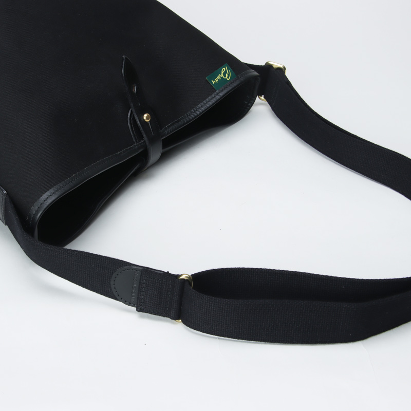 Brady(�֥�ǥ�) ASHDOWN MEDIUM ���������Хå� 