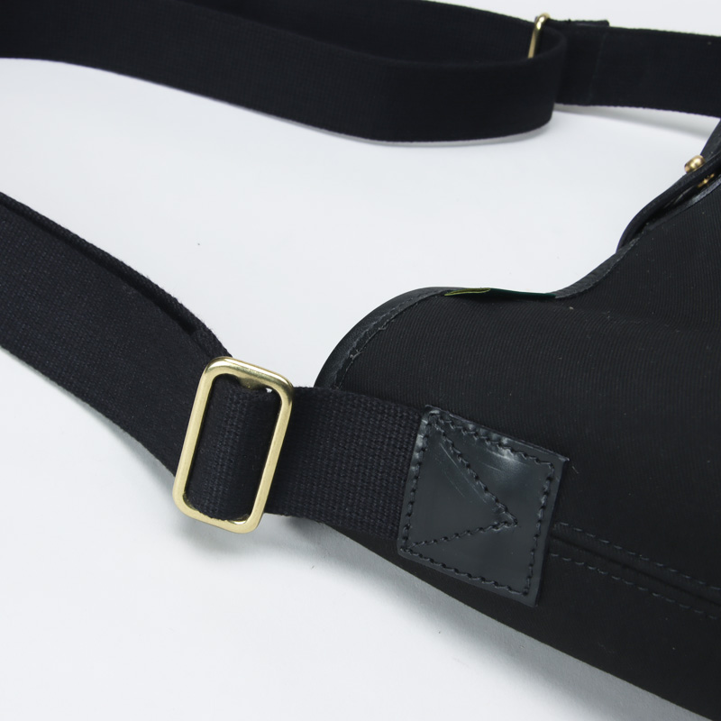 Brady(�֥�ǥ�) ASHDOWN MEDIUM ���������Хå� 