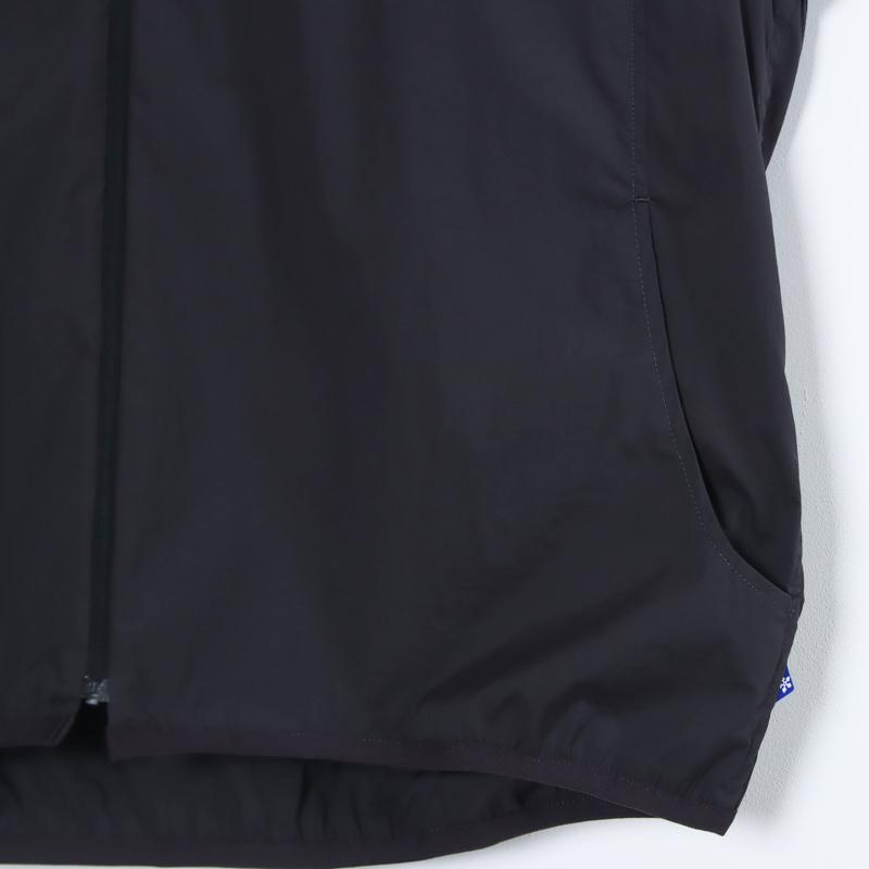 Caledoor(����ɥ���) Lightweight Packable Hooded Zip Blouson