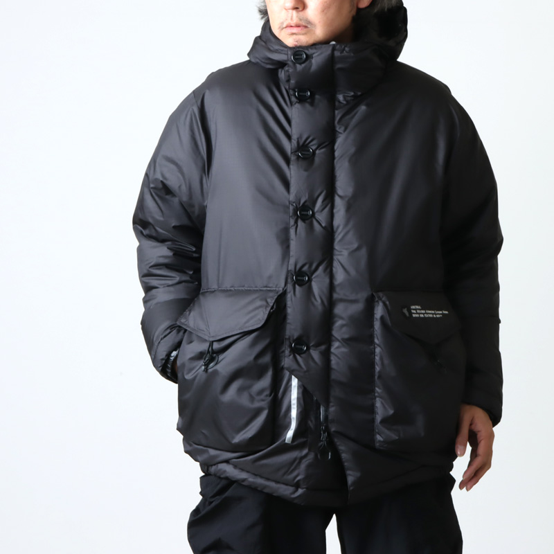 COMFY OUTDOOR GARMENT ノーカラーダウンコート - ダウンジャケット