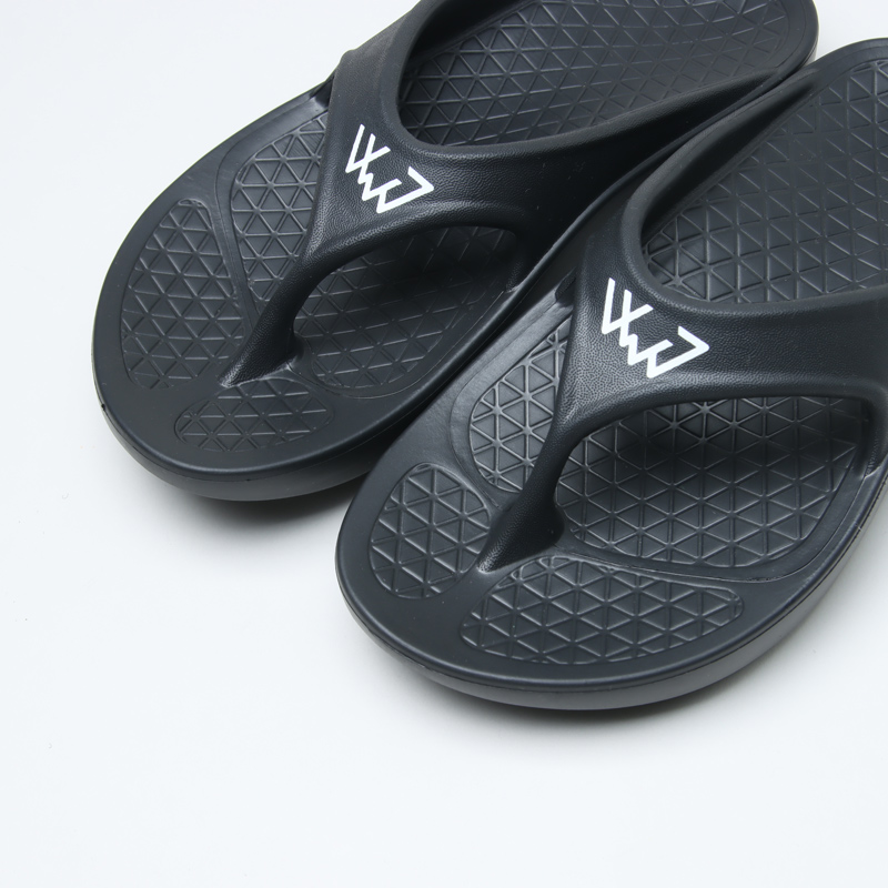 COMFY OUTDOOR GARMENT(����ե������ȥɥ���������) CMF RECOVERY SANDAL