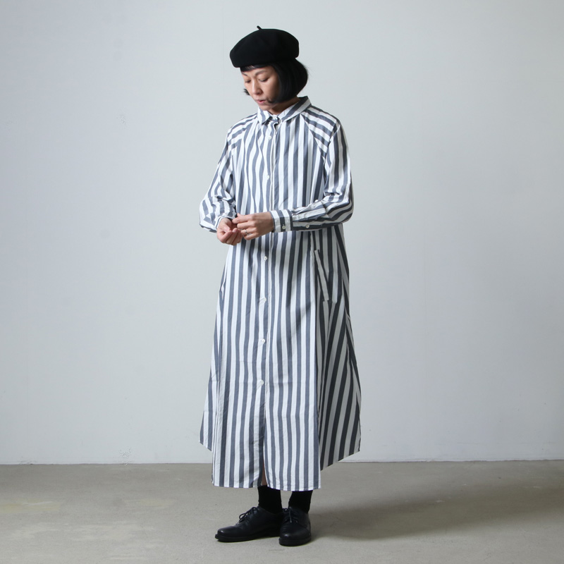 Commencement(󥹥) Stripe over shirts onepiece