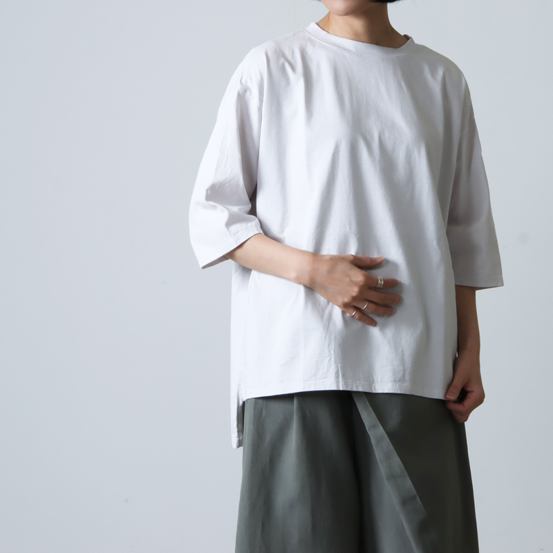 Commencement(󥹥) Low neck 3/4 tee