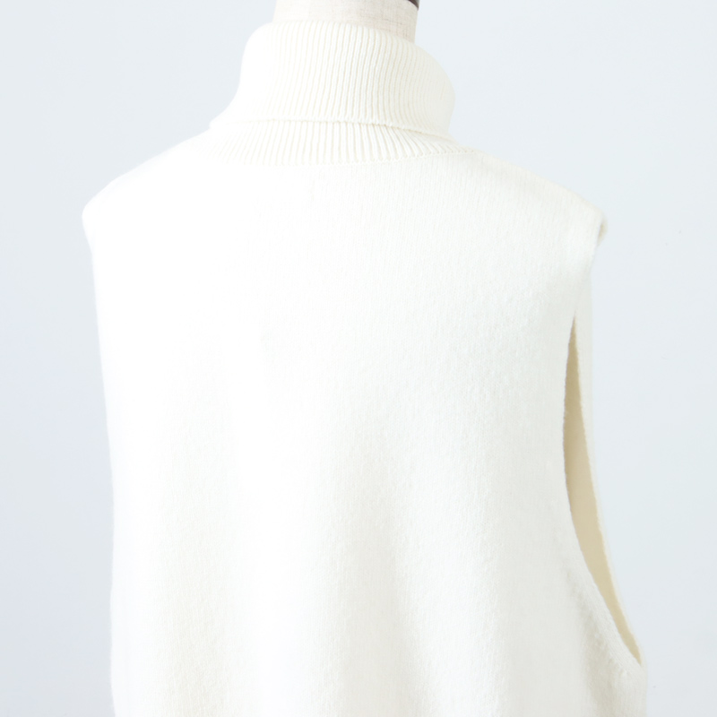 Commencement(󥹥) Turtle knit vest