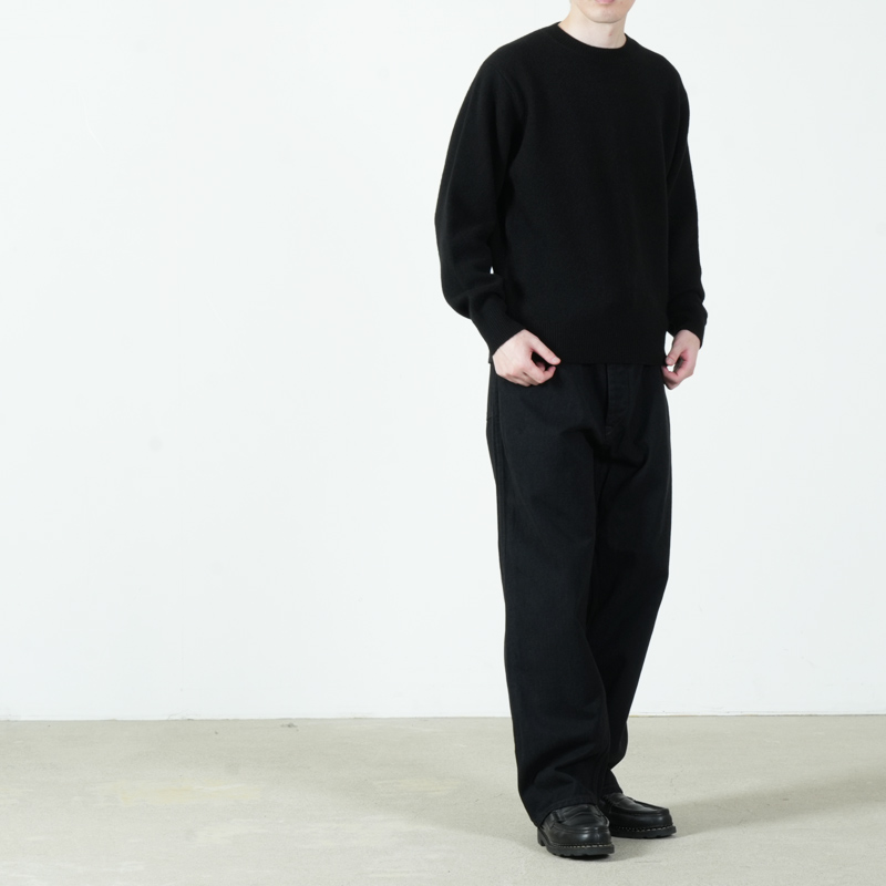 COMOLI (コモリ) ブラックデニム ベルテッドパンツ