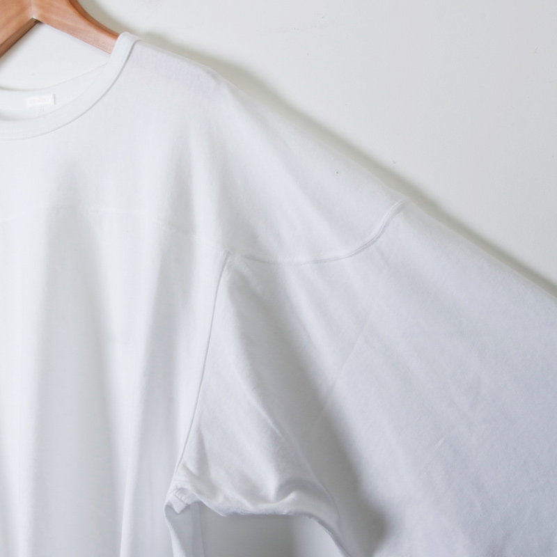 COMOLI フットボールTシャツ　size 2 Tシャツ/カットソー(七分/長袖) トップス メンズ 最も優遇