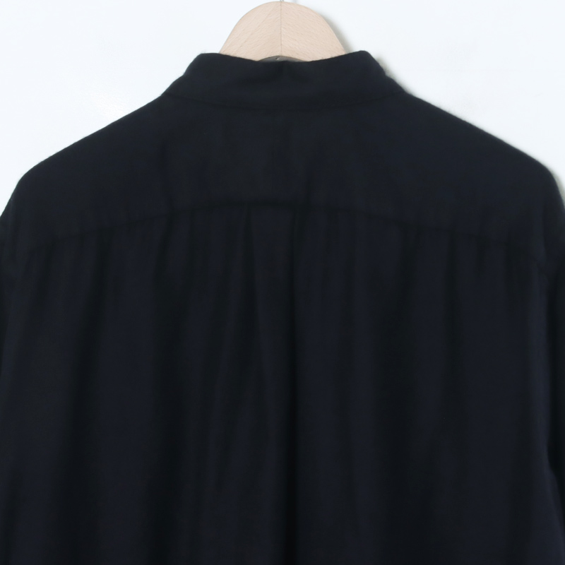 COMOLI(コモリ) カシミヤシルク 製品染シャツ