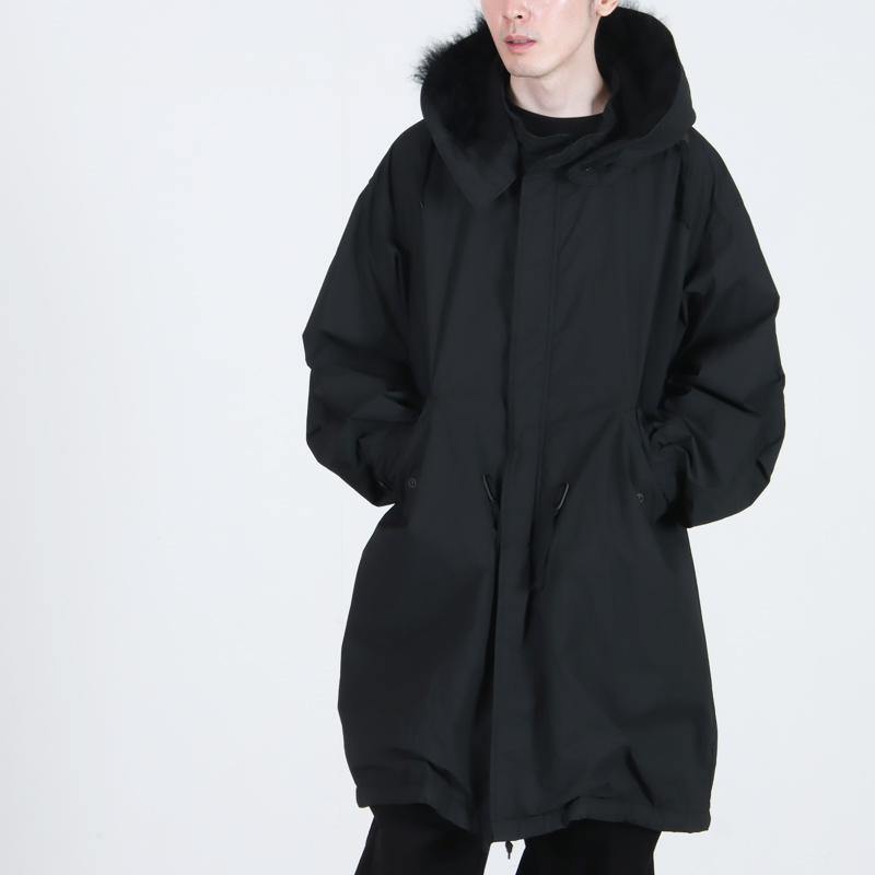 COMOLI(コモリ) コットンナイロン ミリタリーフーデッドコート