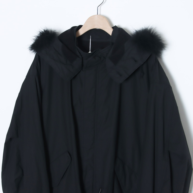 COMOLI(コモリ) コットンナイロン ミリタリーフーデッドコート