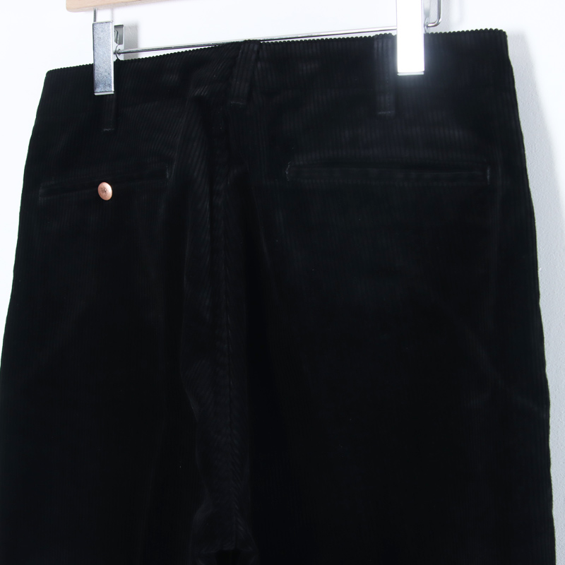 COMOLI(コモリ) コーデュロイ ワークパンツ