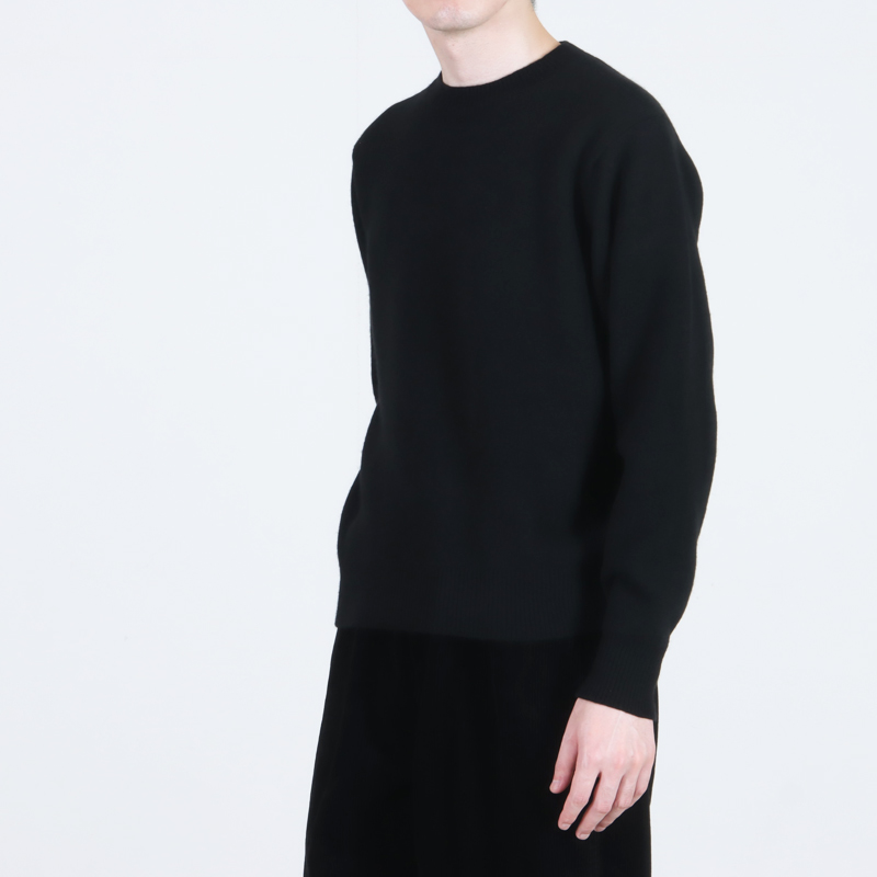 COMOLI(コモリ) ラムズウール クルーネックニット