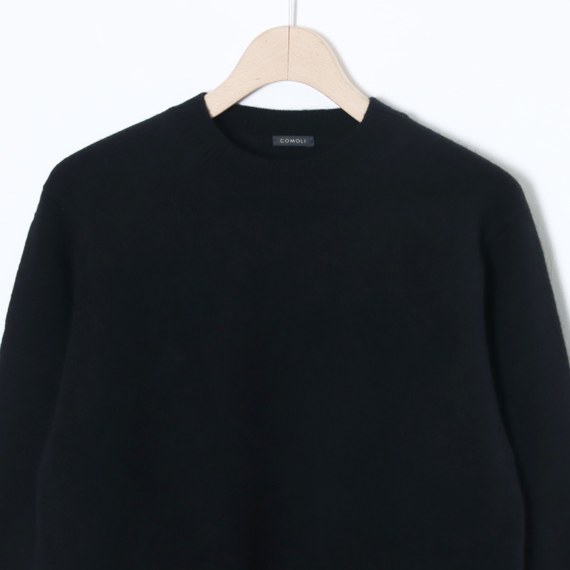 COMOLI(コモリ) ラムズウール クルーネックニット