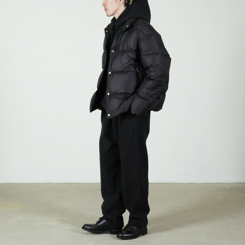 comoli コモリ　ダウンジャケット COMOLI (コモリ) ダウン ジャケット