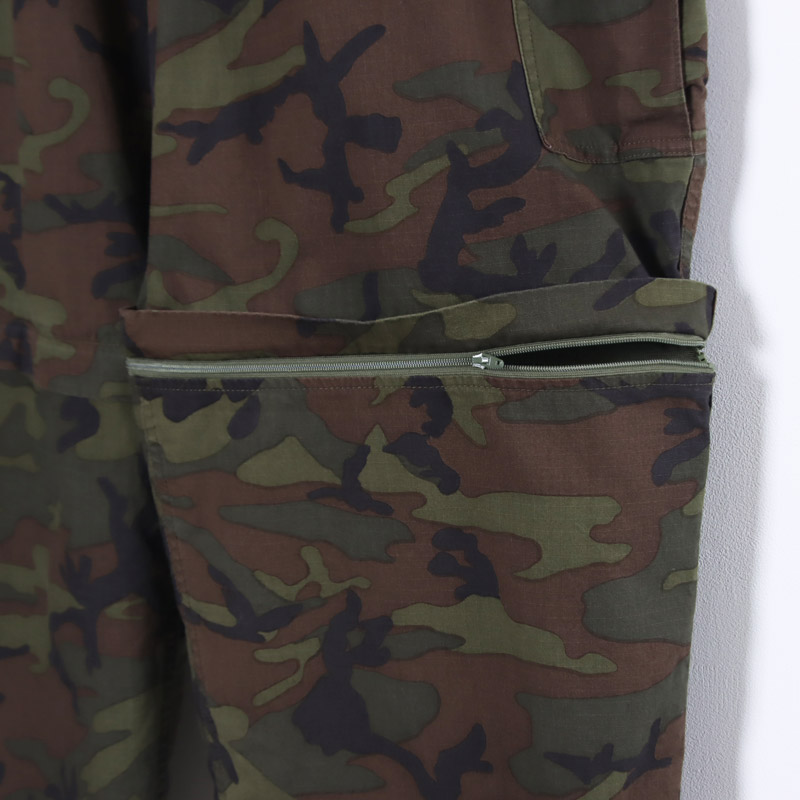 COMOLI (コモリ) CAMO コンバーティブル6Pパンツ