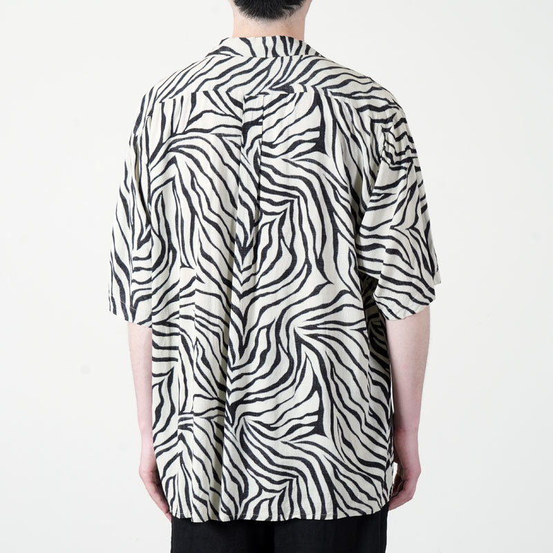 COMOLI(�����) ZEBRA Ⱦµ�����ץ󥫥顼�����