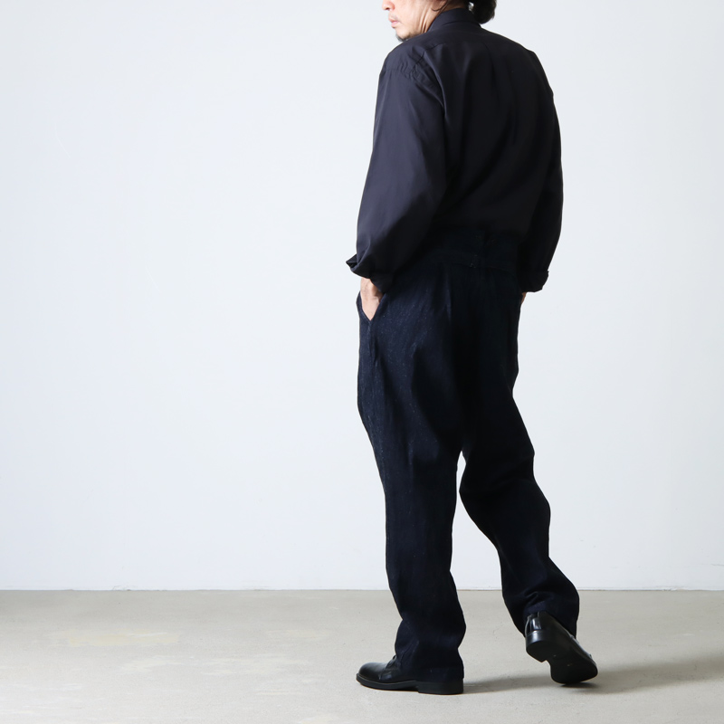 COMOLI  WOOL SERGE BACK STRAP PANTS