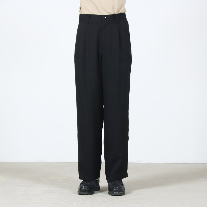 COOHEM(�����إ�) KNIT SIDELINE P/T