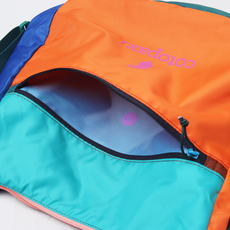 cotopaxi(���ȥѥ�����) TAAL CONVERTIBLE TOTE DEL DIA