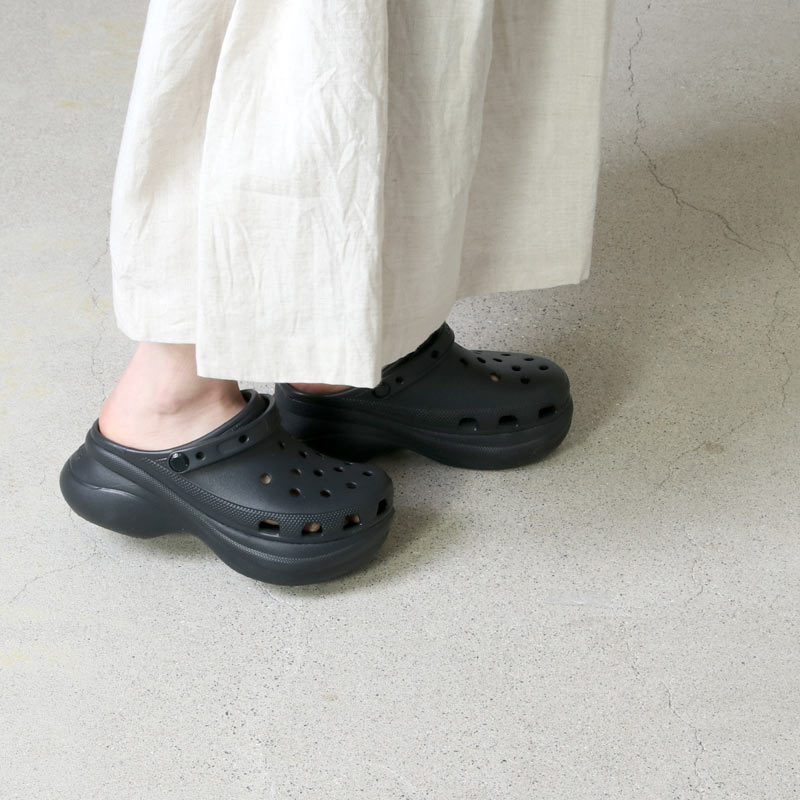 platform bae crocs