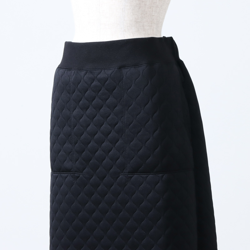 CURLY(꡼) QUILTING JACQUARD SKIRT