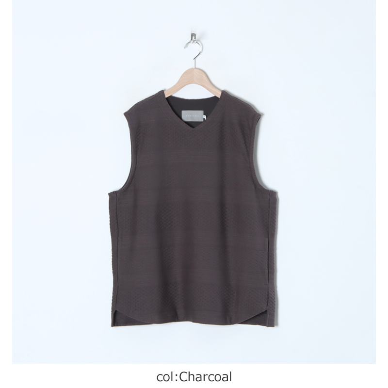 CURLY(꡼) CABLE JACQUARD VEST -solid-