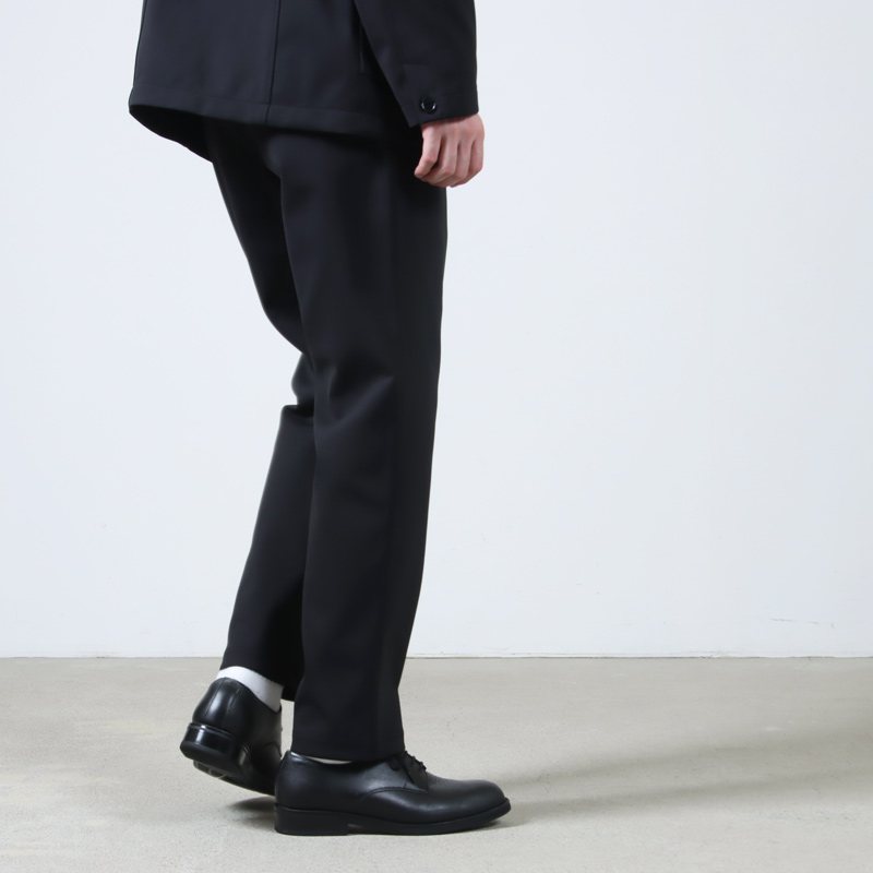 CURLY(꡼) SOLID DOUBLE-KNIT TAPERED PANTS