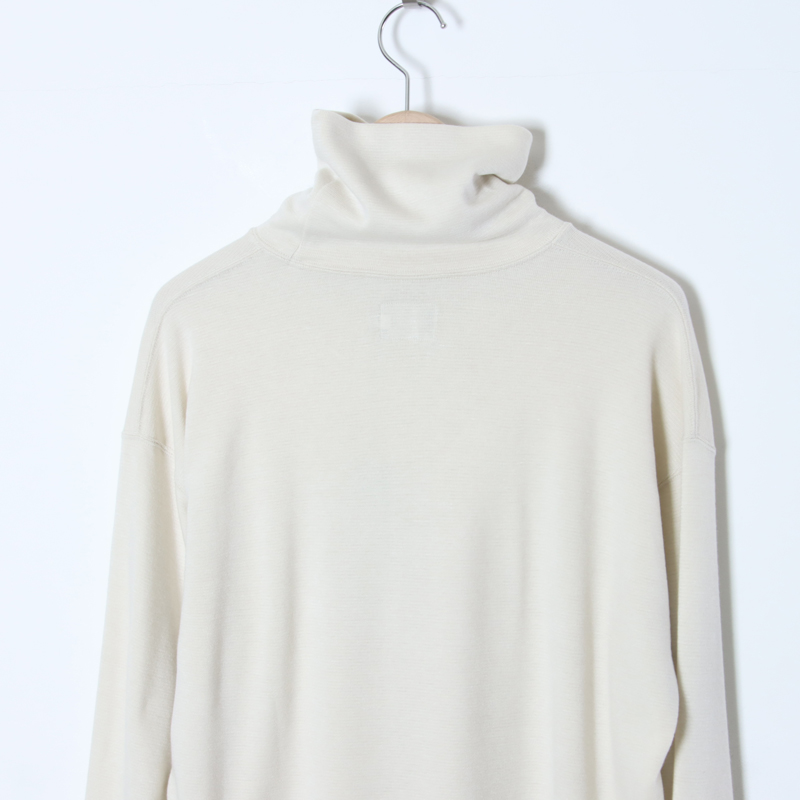 CURLY(꡼) PREMIEREWARM L/S TEE turtle-neck