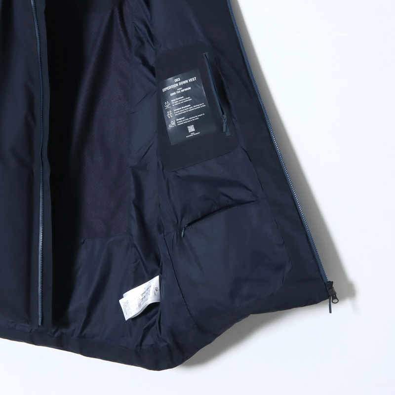 DAIWA LIFE STYLE(ダイワライフスタイル) EXPEDITION DOWN VEST GORE-TEX