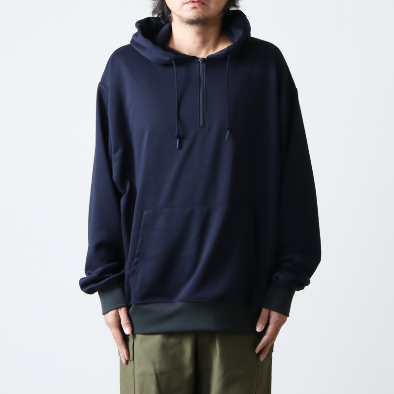 DAIWA PIER39 (ダイワピア39) TECH SWEAT HALF ZIP HOODIE / テック