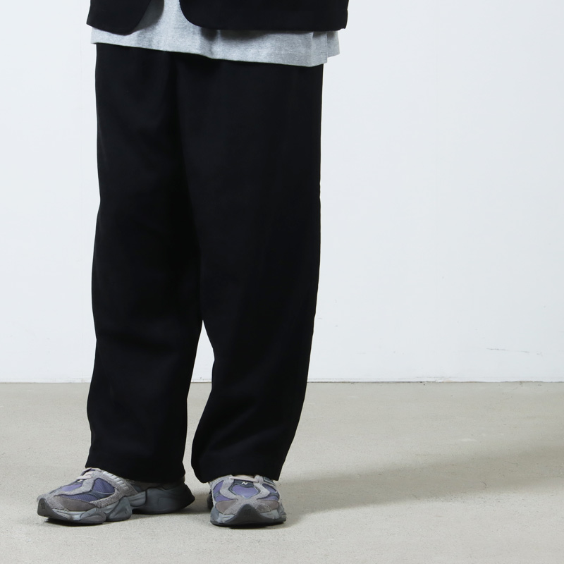 DAIWA PIER39(ԥ39) TECH EASY TROUSERS CORDUROY