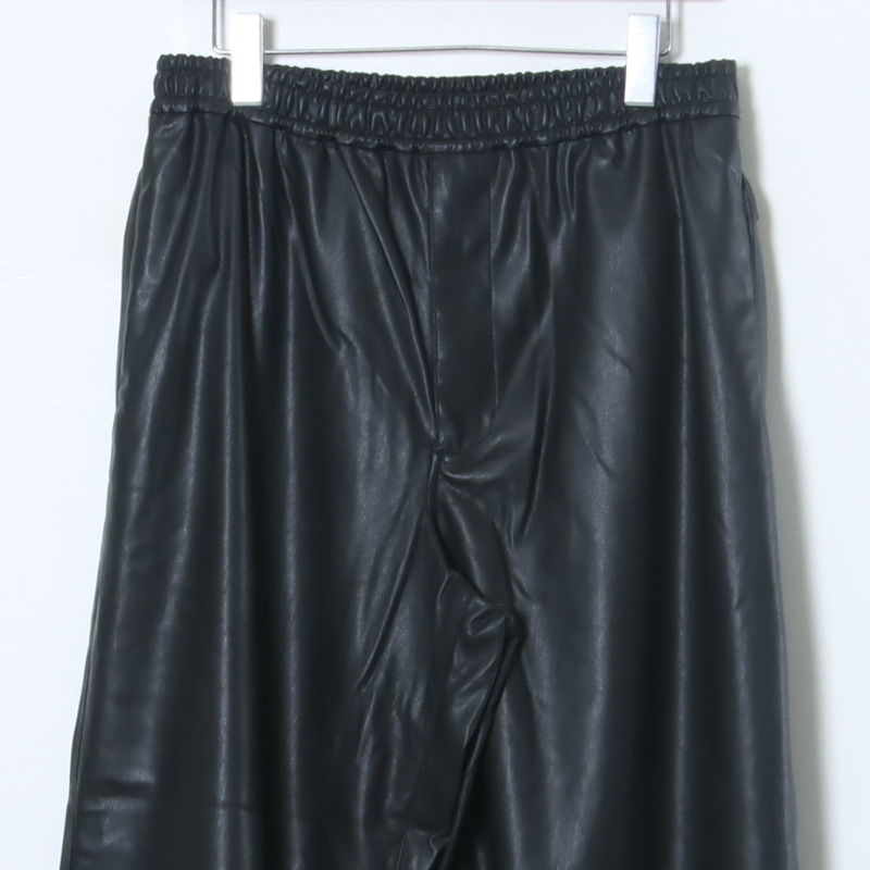 DAIWA PIER39(ダイワピア39) TECH SYNTHETIC SKIN WINDBREAKER PANTS