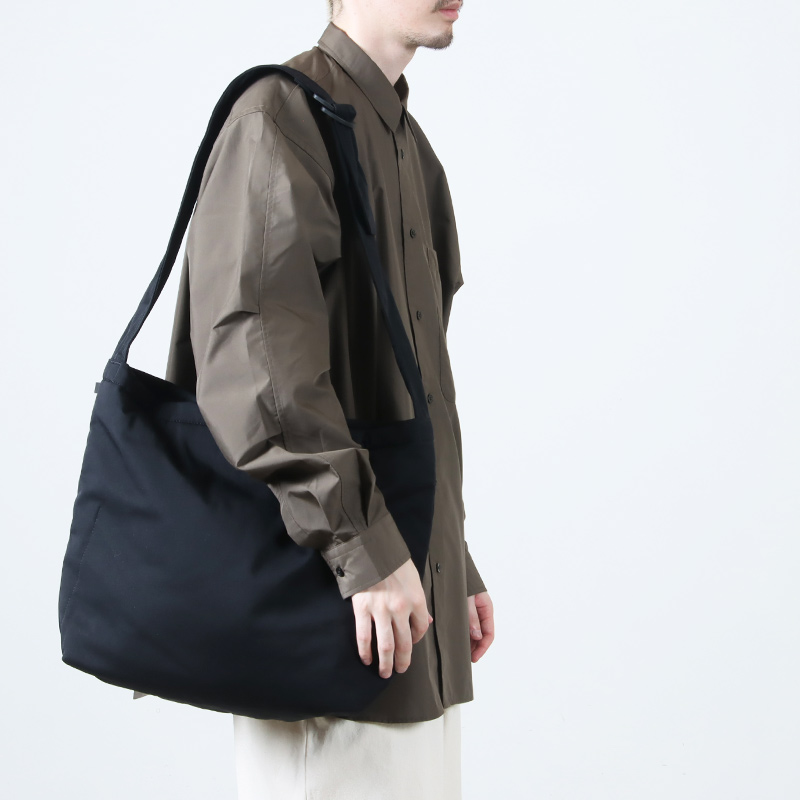 DAIWA PIER39(ԥ39) TECH SLING BAG