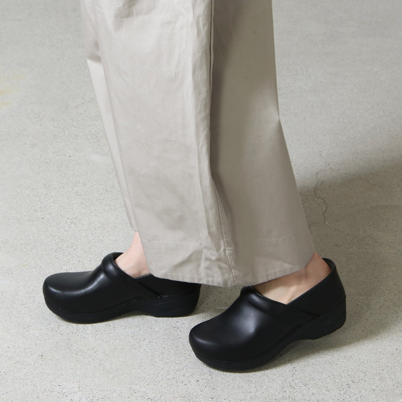 Dansko ダンスコ Xp2 0 Waterproof Pull Up Black エクスピーウォータープルーフプルアップブラック