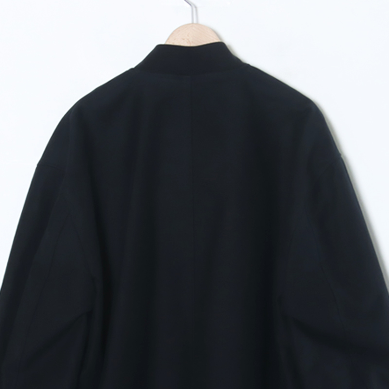 EEL() Conduct jacket