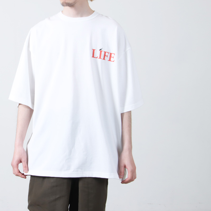EEL() LIFE TEE