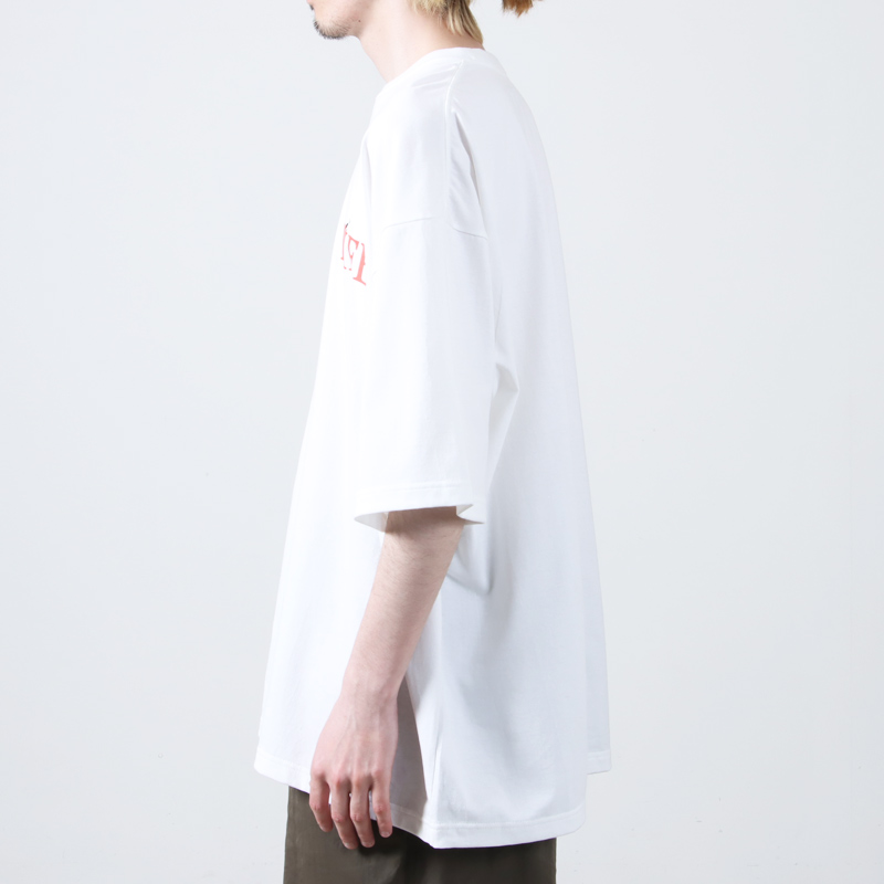 EEL() LIFE TEE