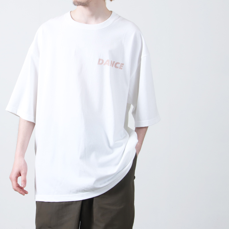 EEL() FOLK DANCE TEE