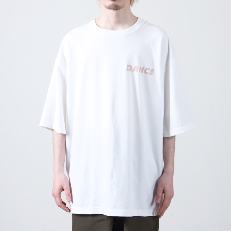 EEL() FOLK DANCE TEE