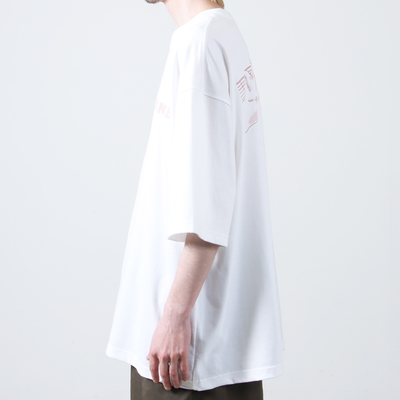 EEL() FOLK DANCE TEE