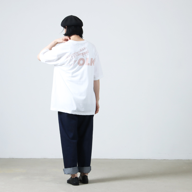 EEL() FOLK DANCE TEE