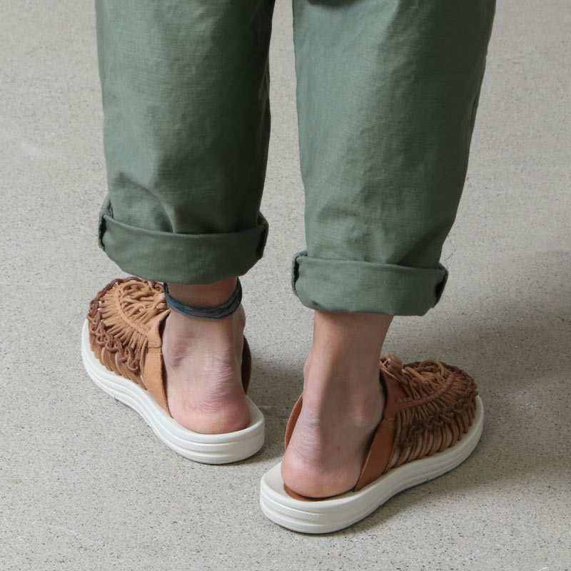 ENGINEERED GARMENTS(󥸥˥ɥ) Keen x EG Men's Uneek Premium Leather Slide Slide